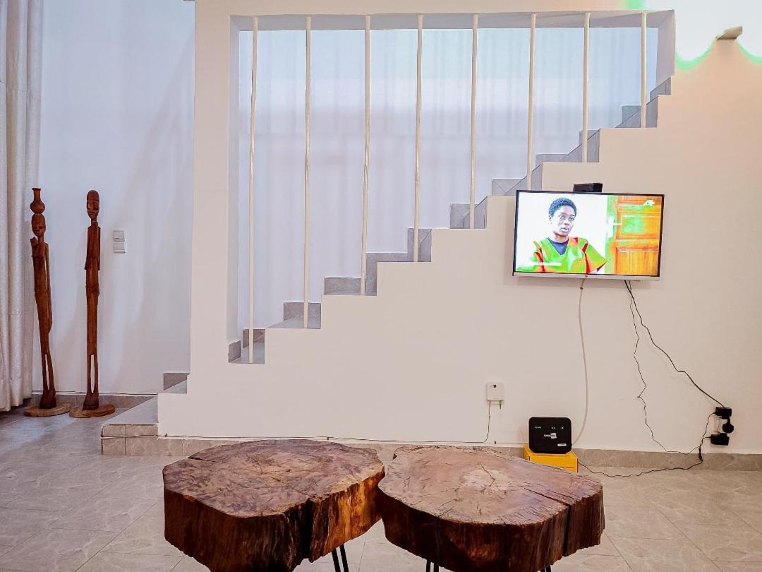 Duplex Mbote Brazzavile Brazzaville Buitenkant foto